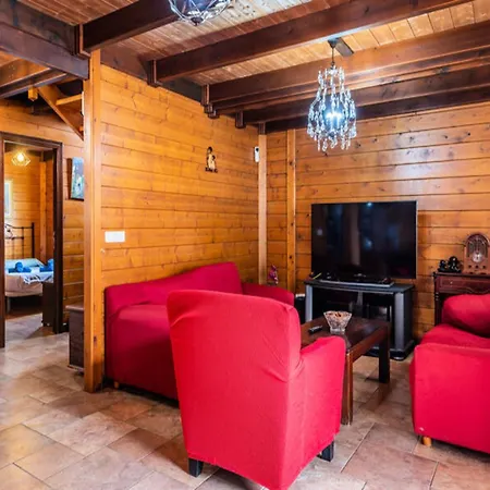 4br Candelaria Wooden House -pool شقة *