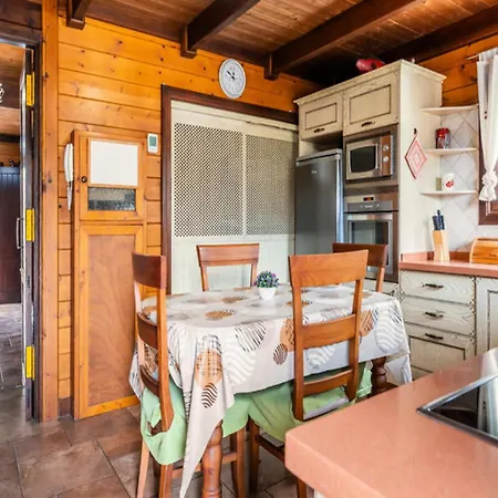 Apartment 4br Candelaria Wooden House -pool Icoro